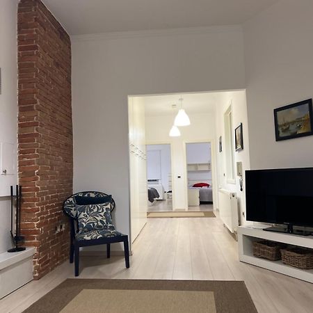 Foleza Apartamento Korce Exterior foto