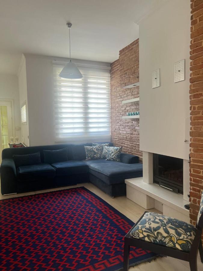 Foleza Apartamento Korce Exterior foto