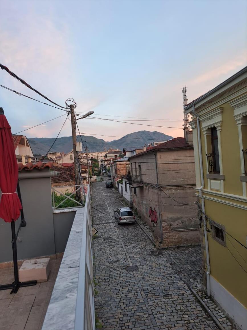 Foleza Apartamento Korce Exterior foto