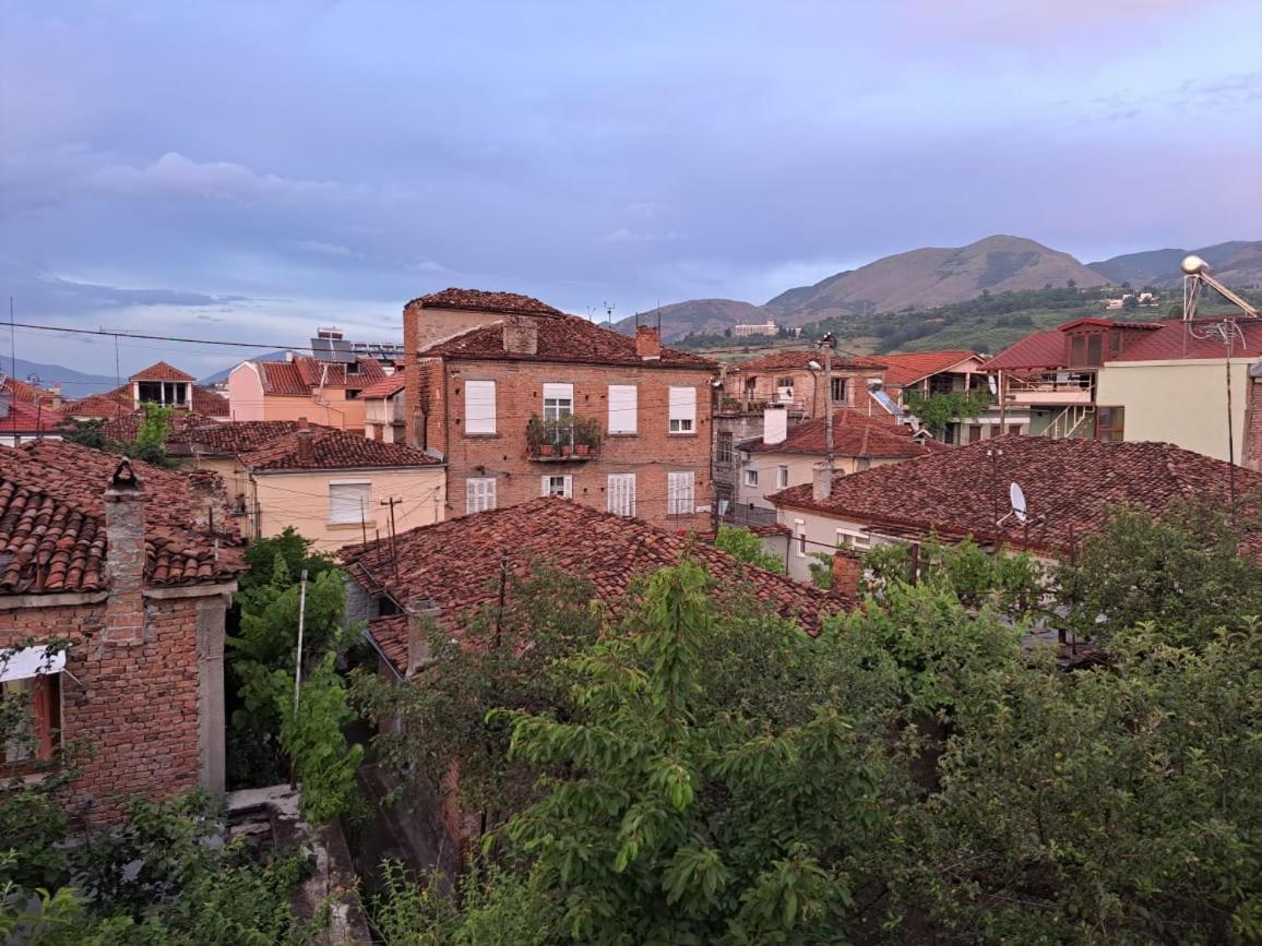 Foleza Apartamento Korce Exterior foto